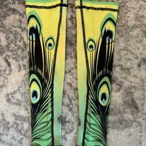 INKnBURN Peacock Arm Sleeves NWT